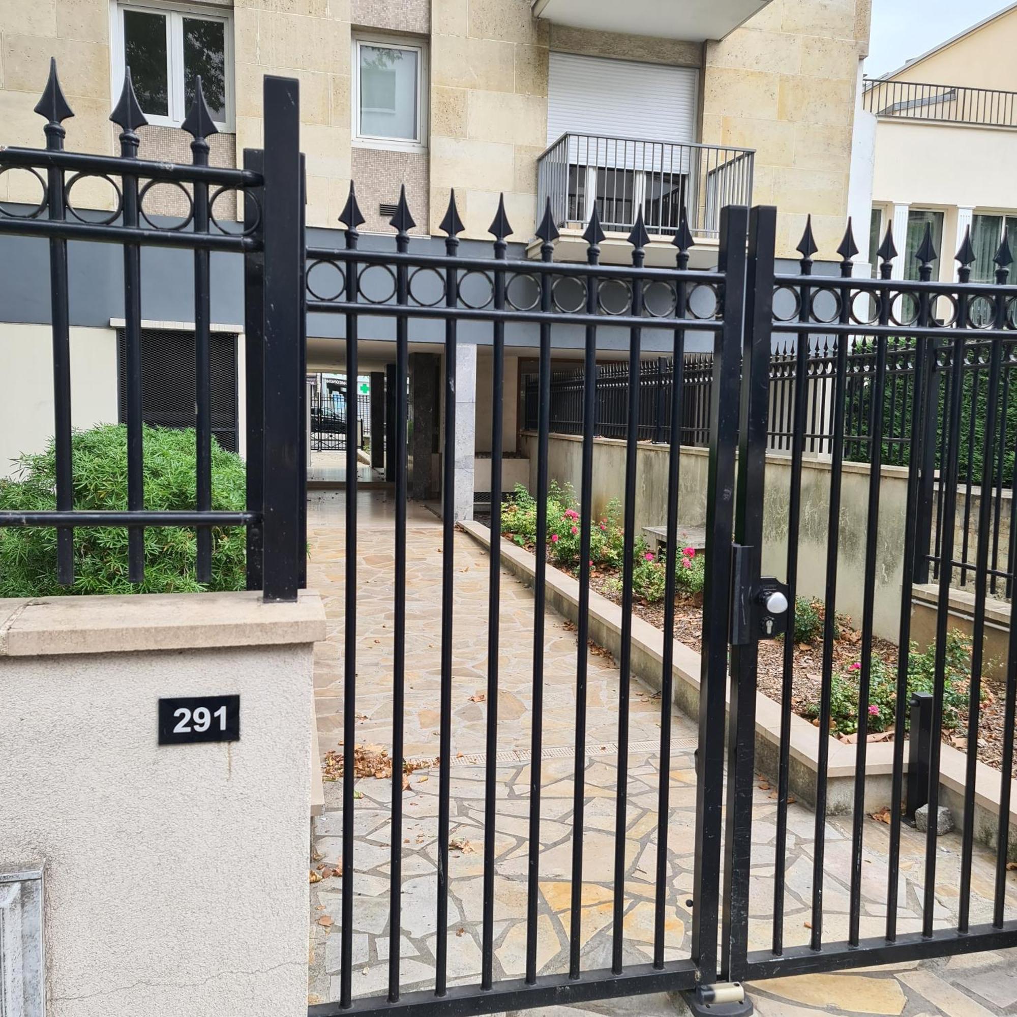Studio A Courbevoie 92 Екстер'єр фото